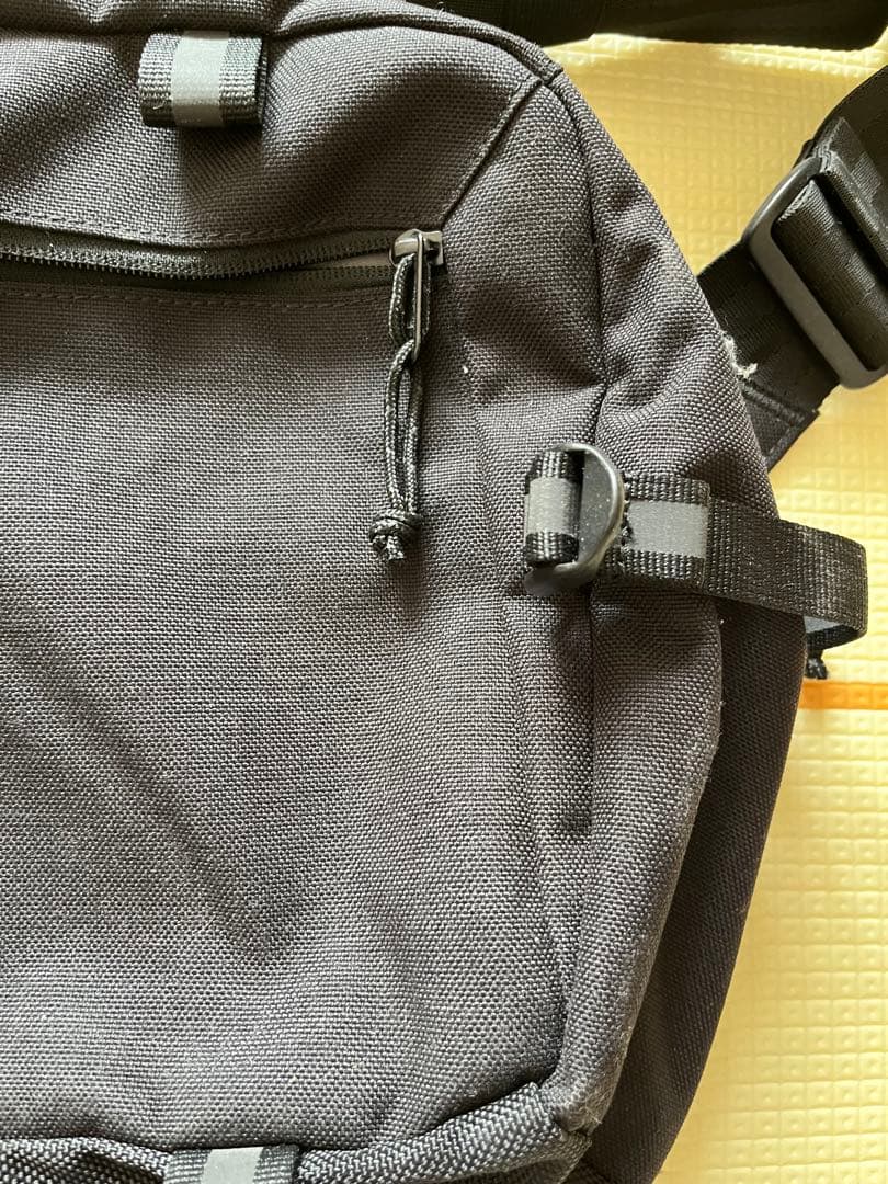 クローム] ボディバッグ KADET カデット マックス 15L 撥水
