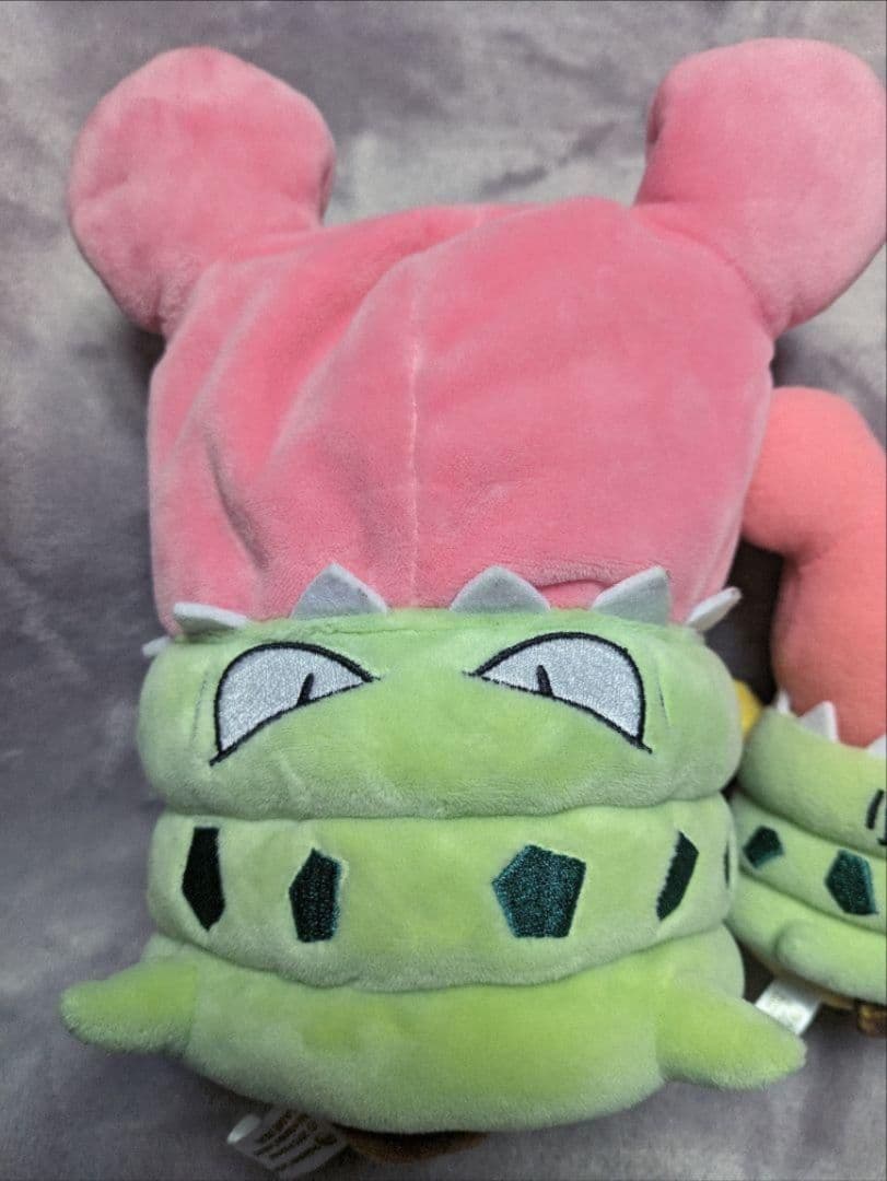 ポケモンセンター限定 メガヤドランのポンチョを着たピカチュウ マスコット