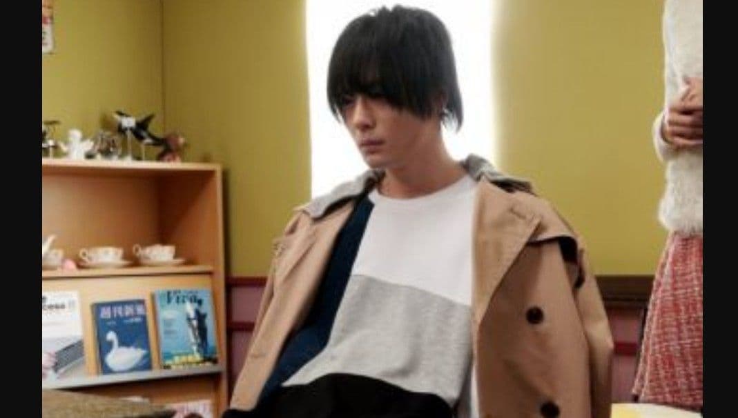 【希少価値】　桐生戦兎　着用　衣装　同型モデル　色違い　Mサイズ