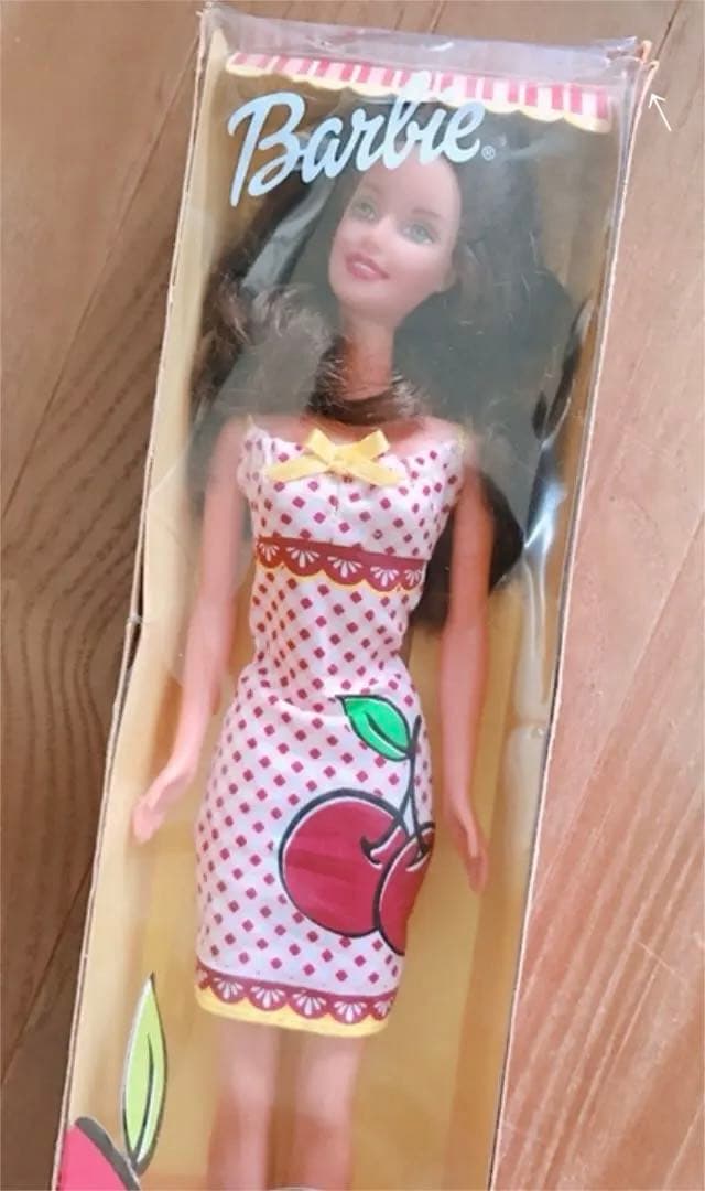 Barbie ☆ バービー人形 レア　新品未使用　送料込み