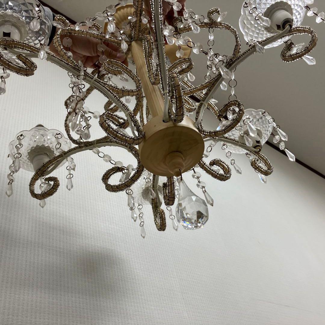 ガラス製 ホワイト シャンデリア 6灯 クリスタル ビーズ 装飾 ライト