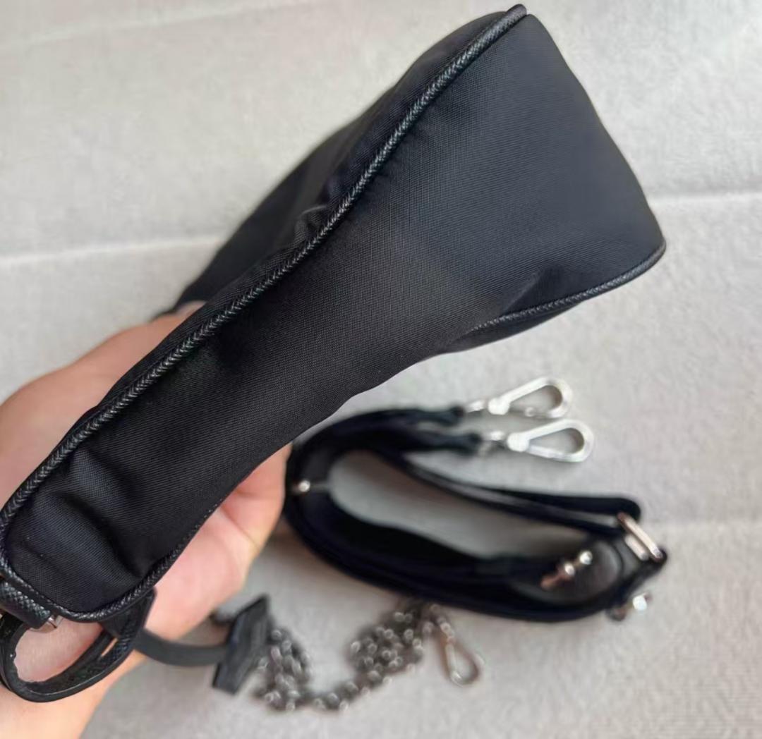 ブラック Re-Edition 2005