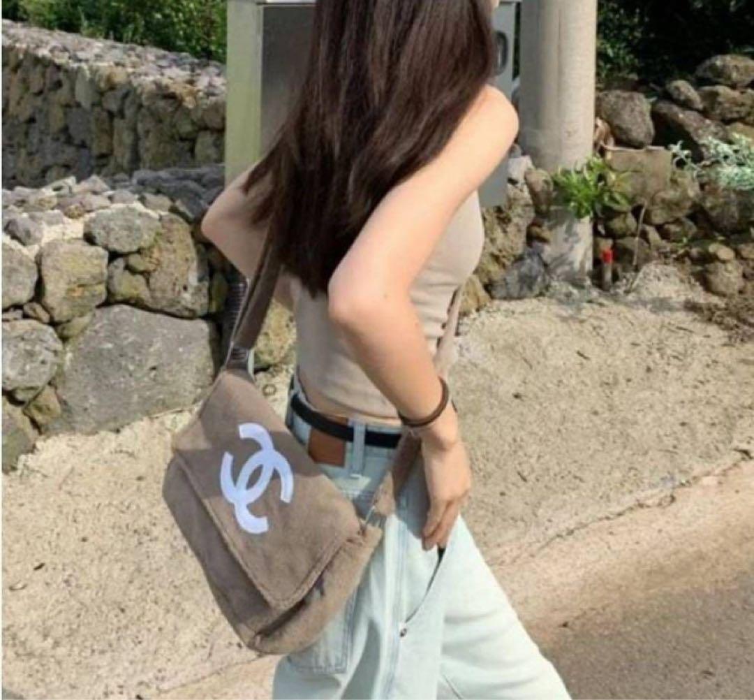 CHANEL ブラウン ノベルティ　ショルダーバッグ　シャネルノベルティ
