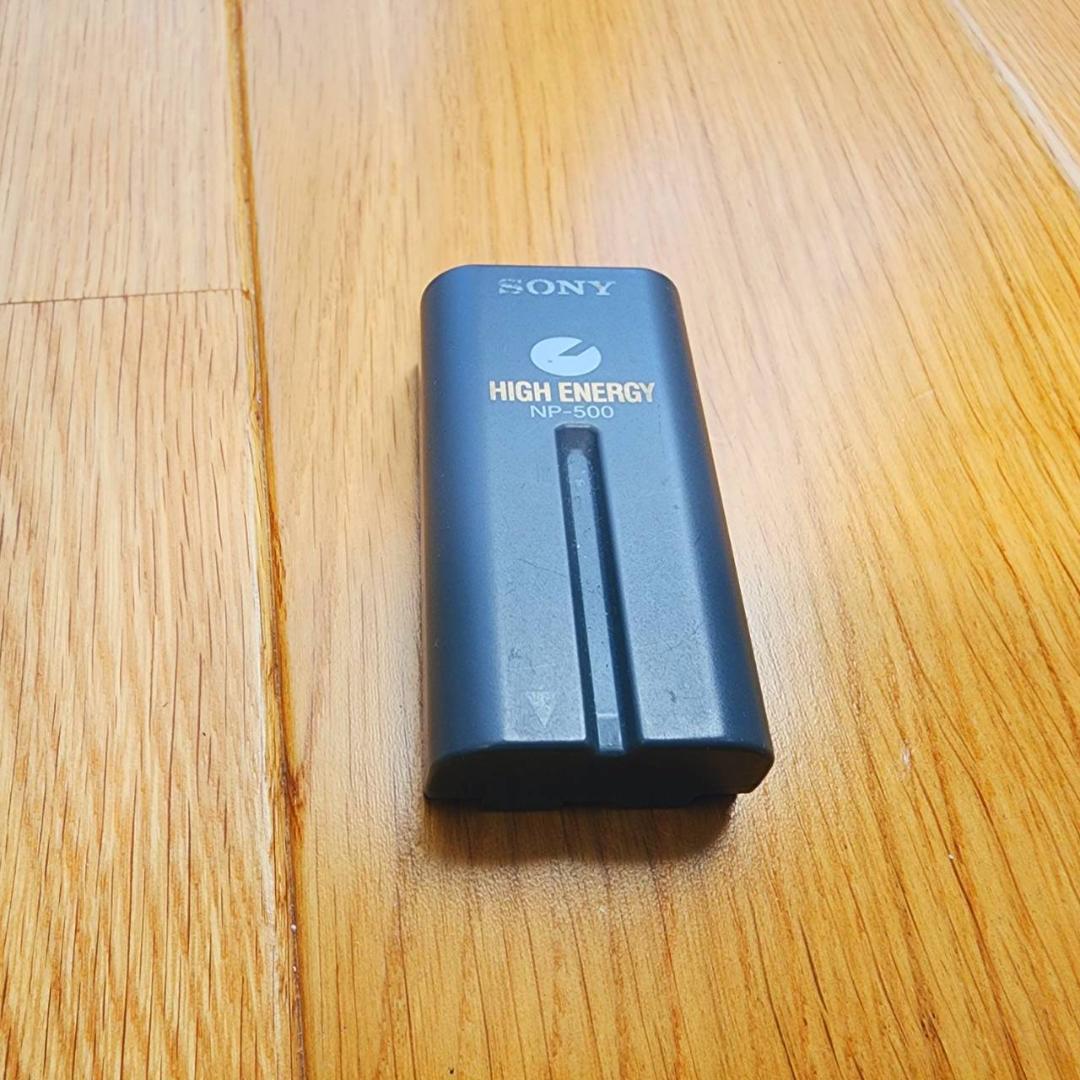 【動作確認済】高画質 Hi8 SONY ビデオカメラ CCD-TR3 セット