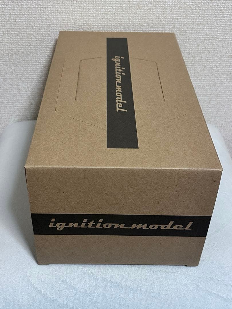 ミニカー 1/18Nissan Skyline 2000 GT-ES (C210)