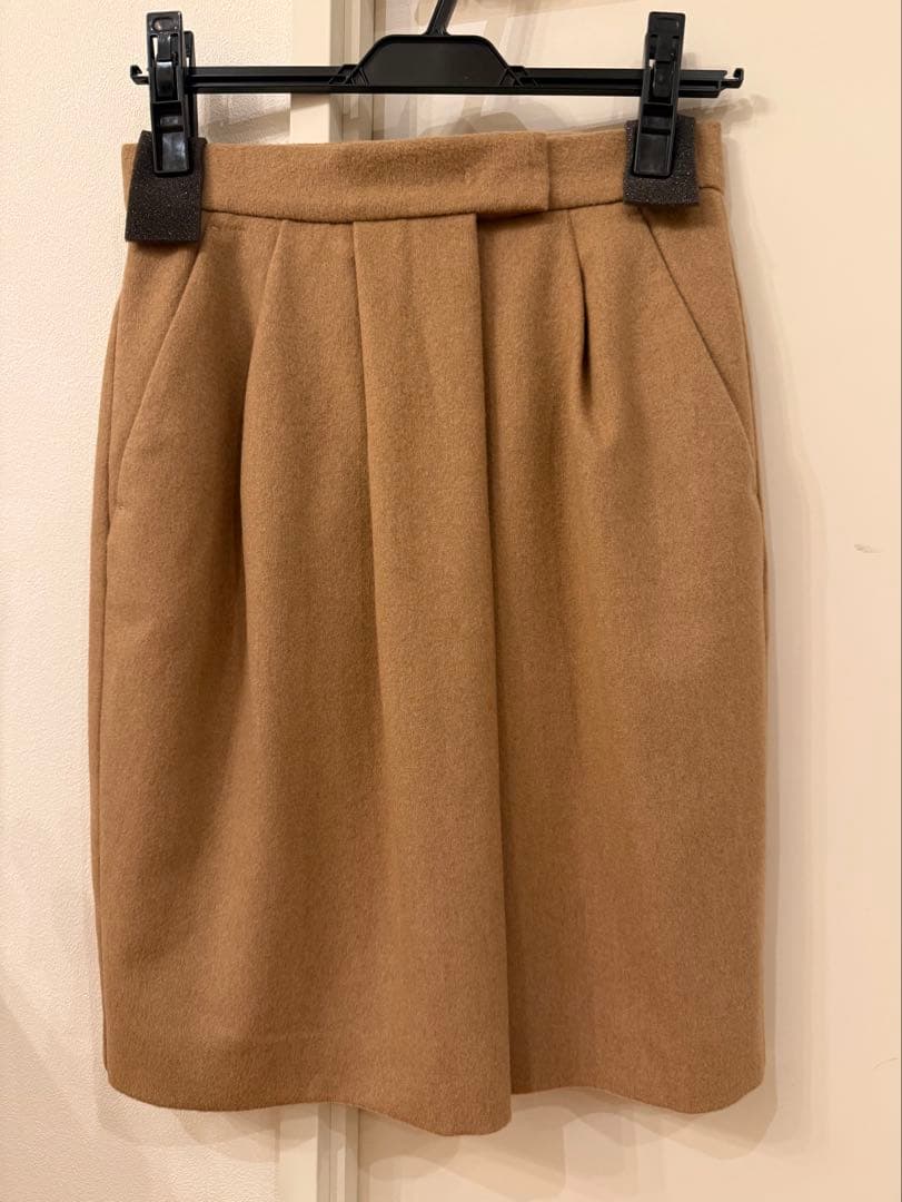 なおMAXMARAマックスマーラ　キャメル100%ミディ丈スカート美品