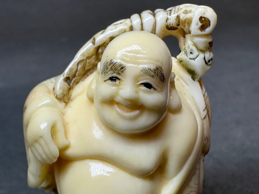 極上 根付 天然素材 アンティーク 和彫 置物 骨董 飾り物 古美術品 置物