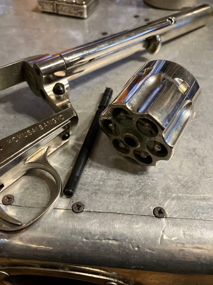 コクサイリボルバーモデルガン