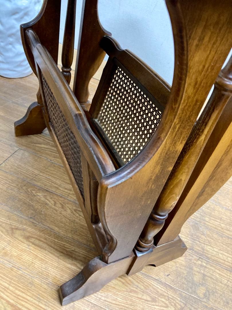 管167☆カリモク☆オールドカリモク☆サイドテーブル☆マガジンラック