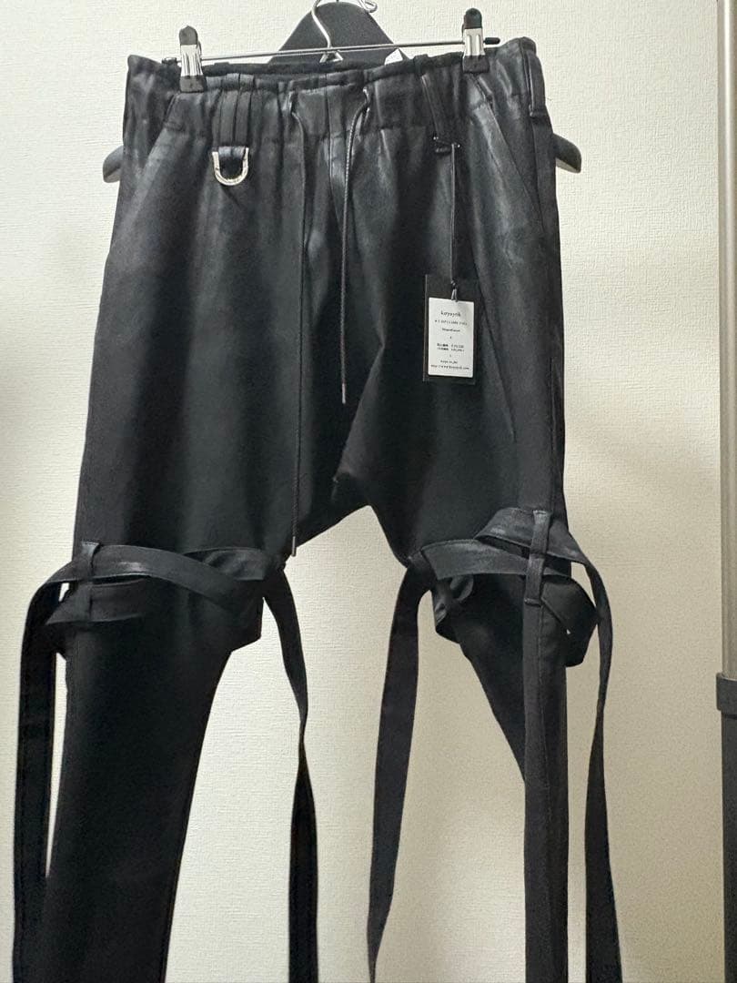 kiryuyrik コーティングストラップサルエルパンツ Sサイズ