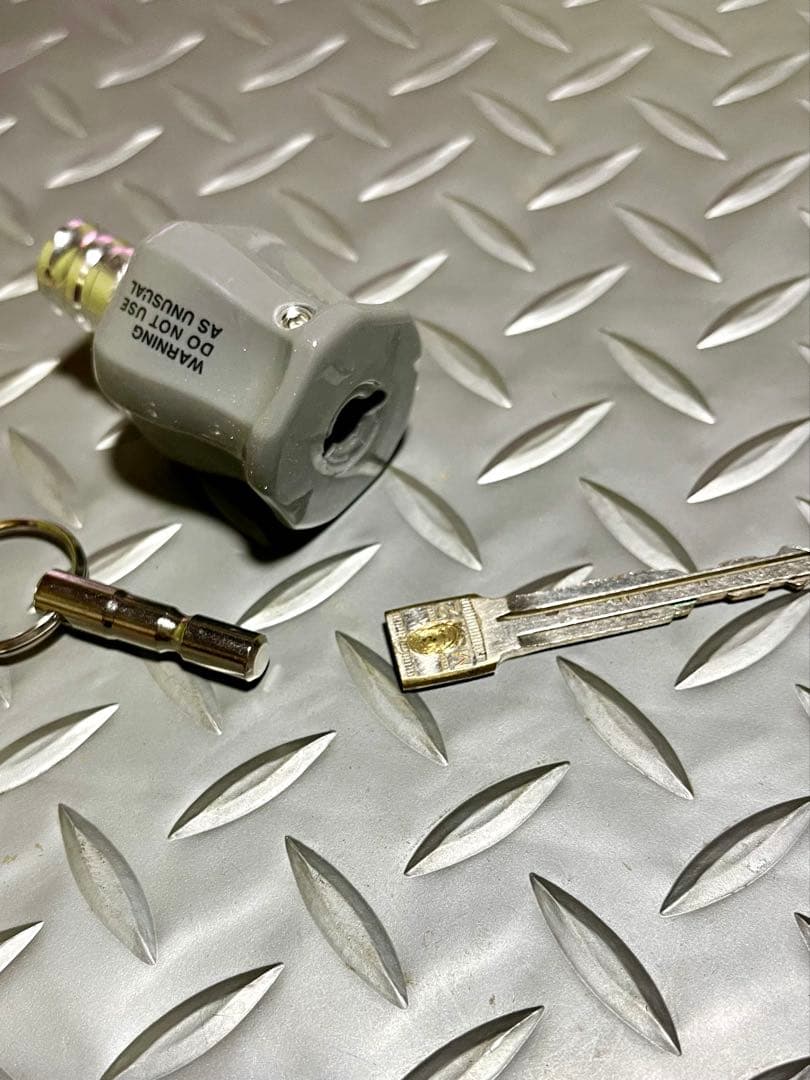 マックツール、2025限定、オリジナル改造グリップキーホルダー銀