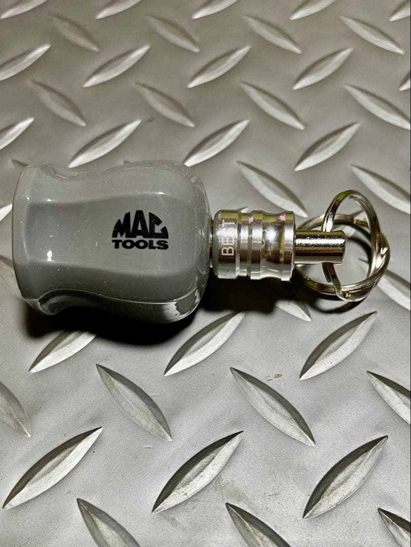 マックツール、2025限定、オリジナル改造グリップキーホルダー銀