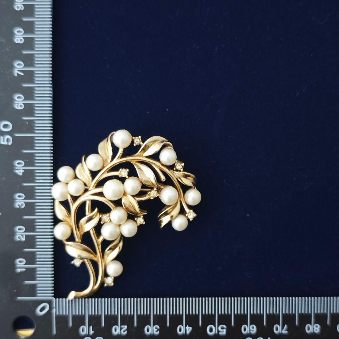 ヴィンテージtrifari パール＆ストーン ボタニカルブローチ