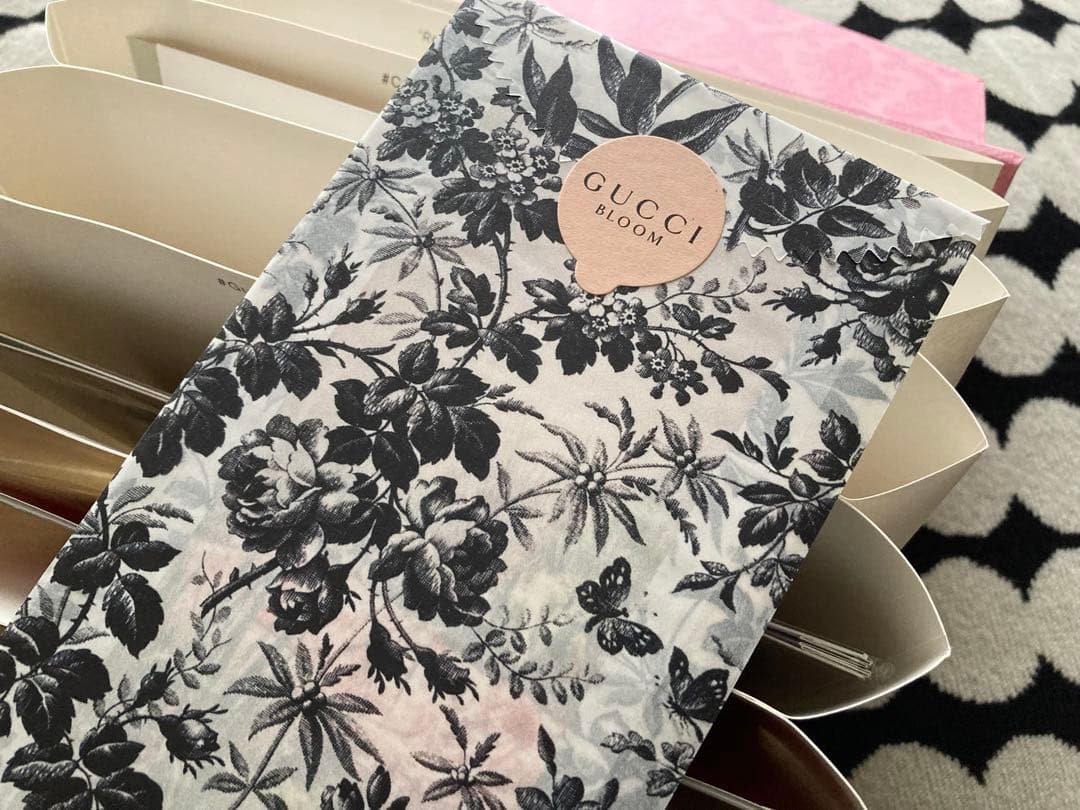 グッチ Gucci Garden Archetypes アートブック - メルカリ