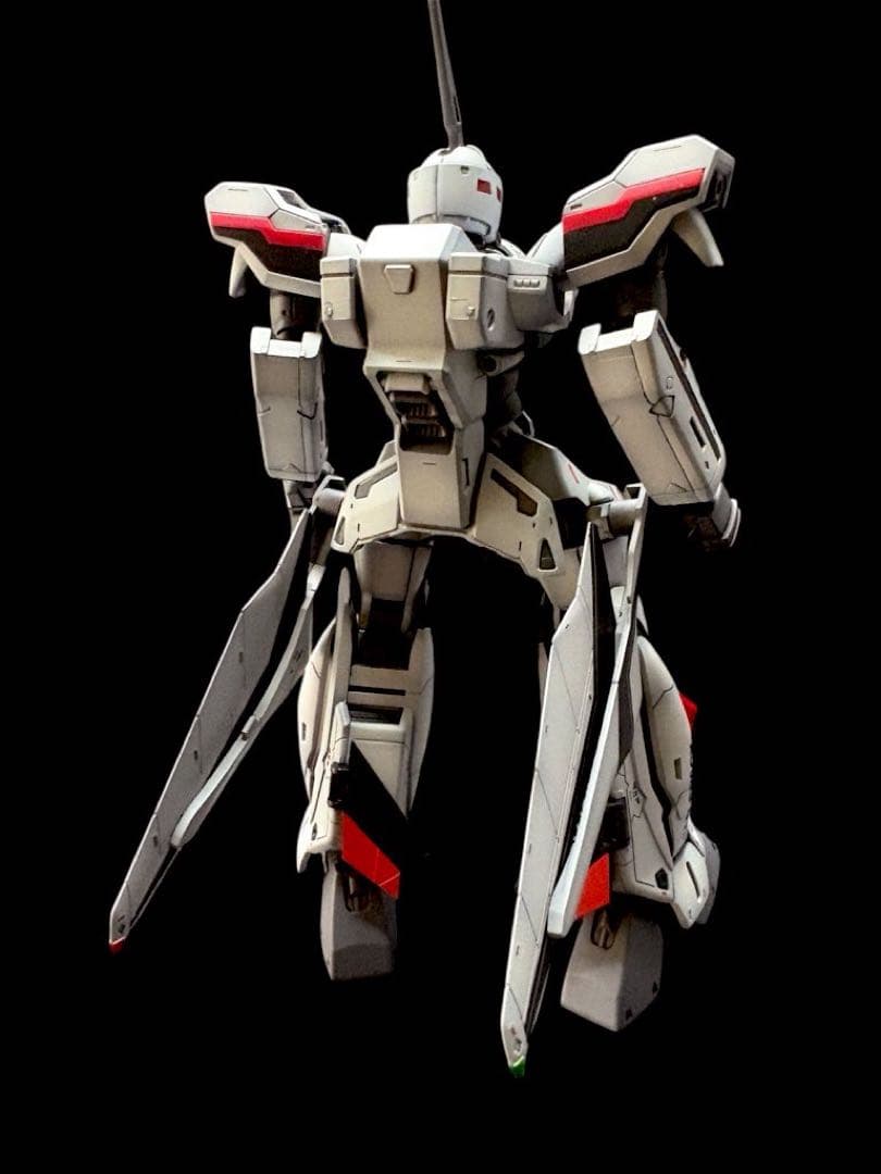 HG 1/100 YF-19 全塗装完成品