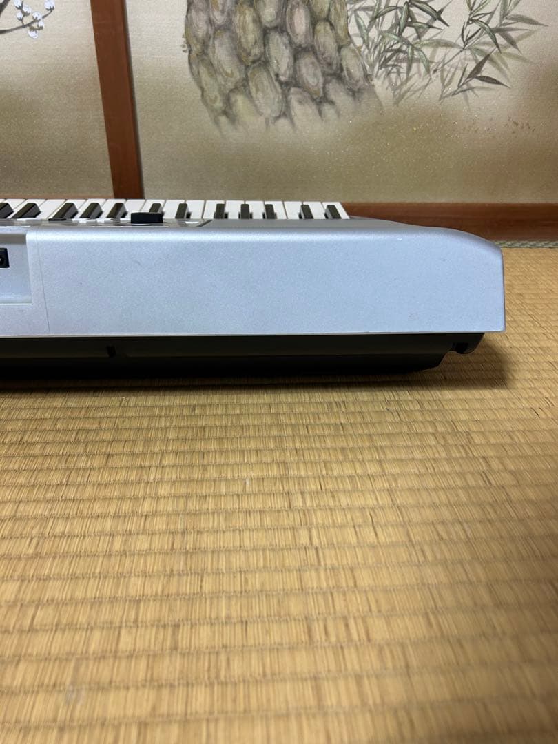 【美品】ヤマハ PSR-E323 電子キーボード