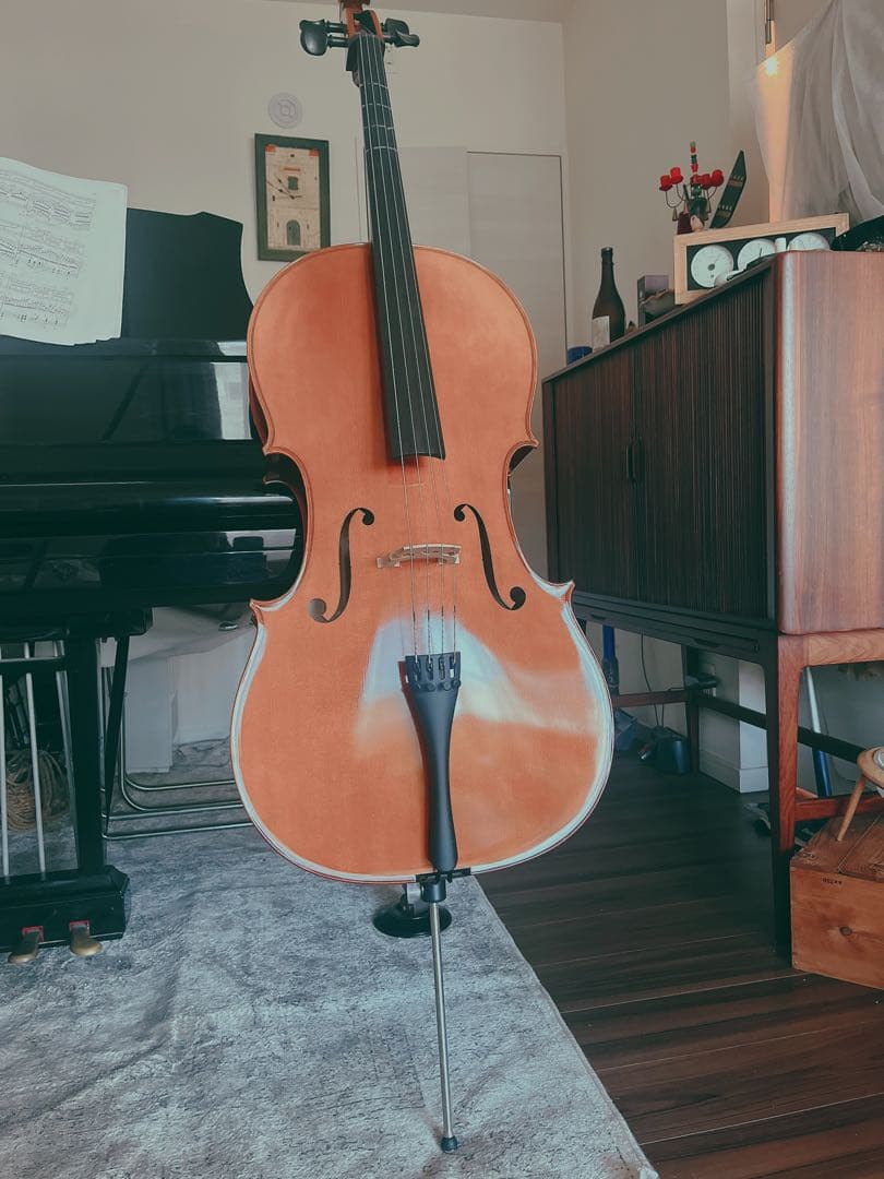 ドイツ製チェロ。ケース弓付き。784300円→558000円！！