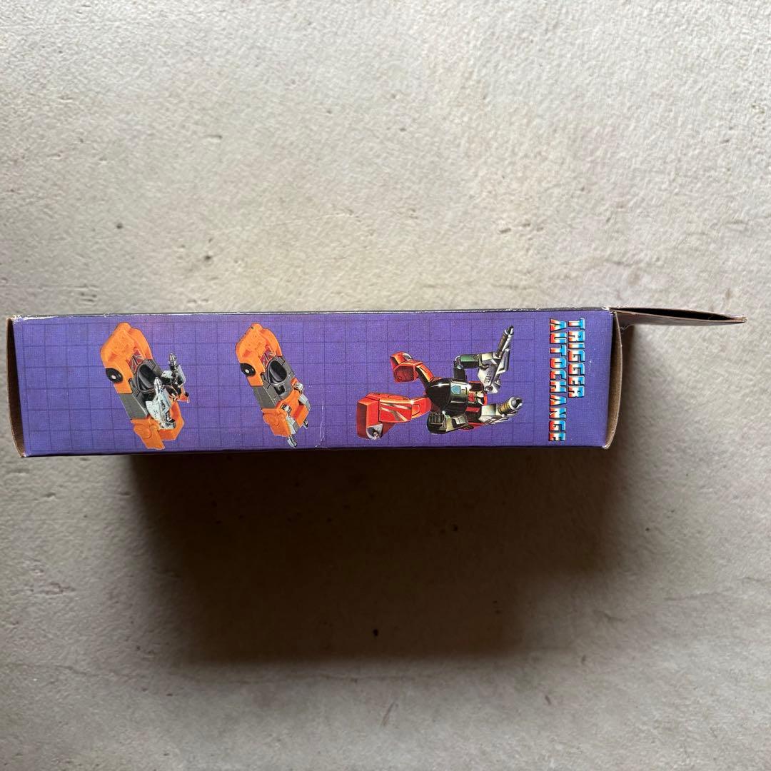 OneMall provides Mercari products: 台湾 トランスフォーマー TRIGGER