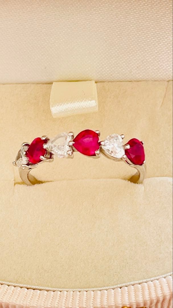こんこん様　ルビーandダイヤモンド　ハートエタニティリング