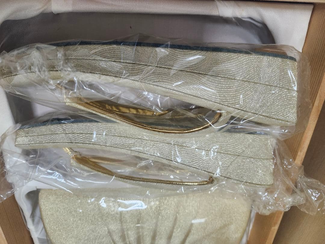 新品✨和装草履バックゴールド　フォーマル　結婚式新郎新婦母留袖　成人式振袖　木箱