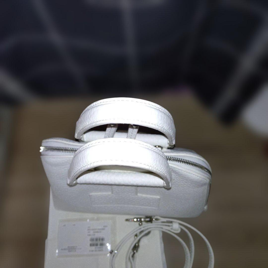 【極美品】IACUCCI ギブリ S　ハンドバッグ 希少カラー　ホワイト