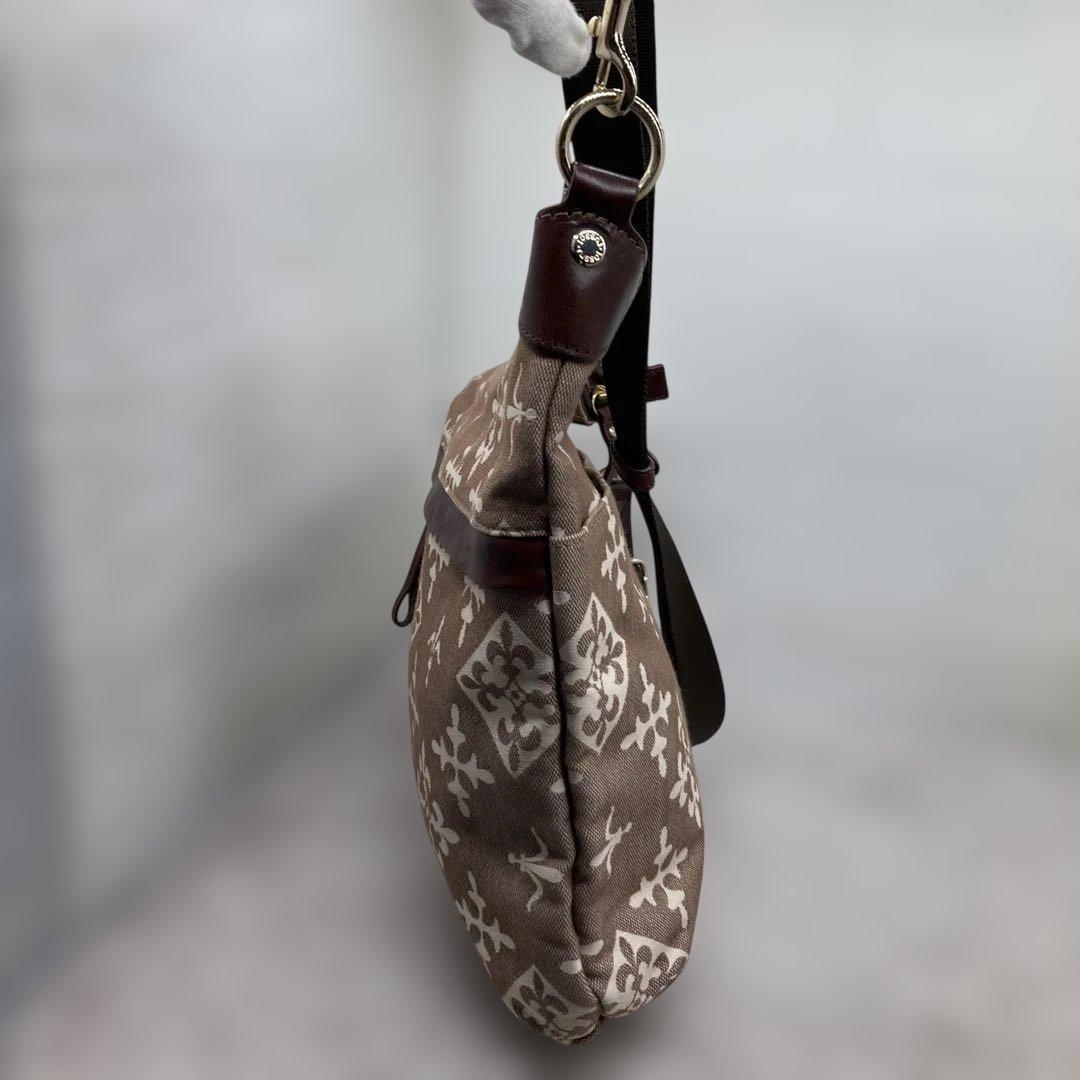 新品未使用❣️ russet ラシット キャンバス ショルダーバッグ ブラウン