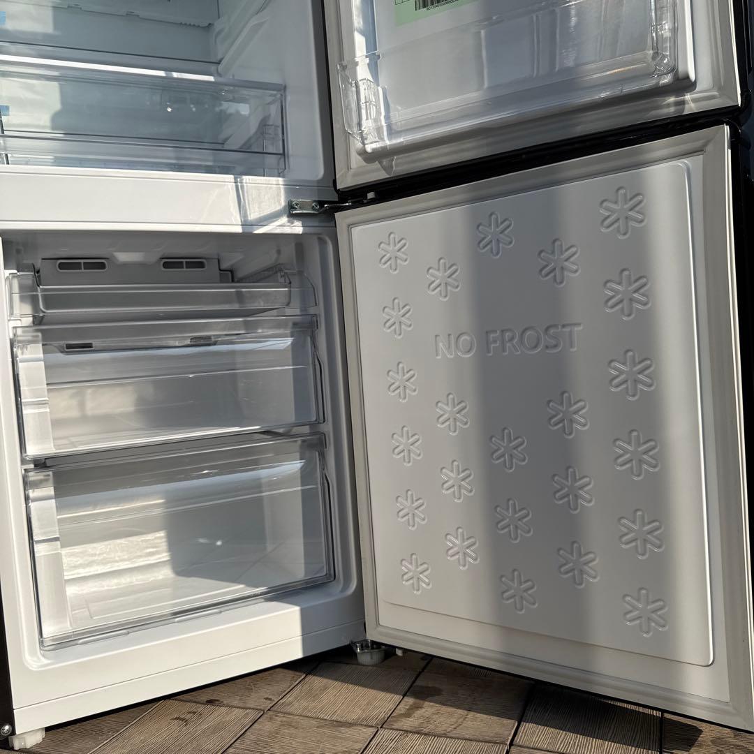 ほぼ未使用 2024年製 Haier 冷蔵庫 幅50cm /150L /2ドア