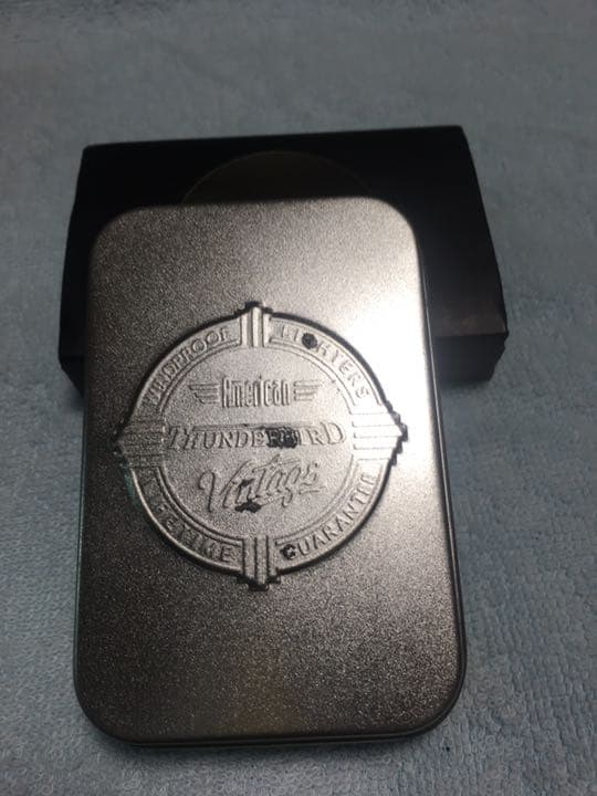 A merican THUNDERBIRD vintage