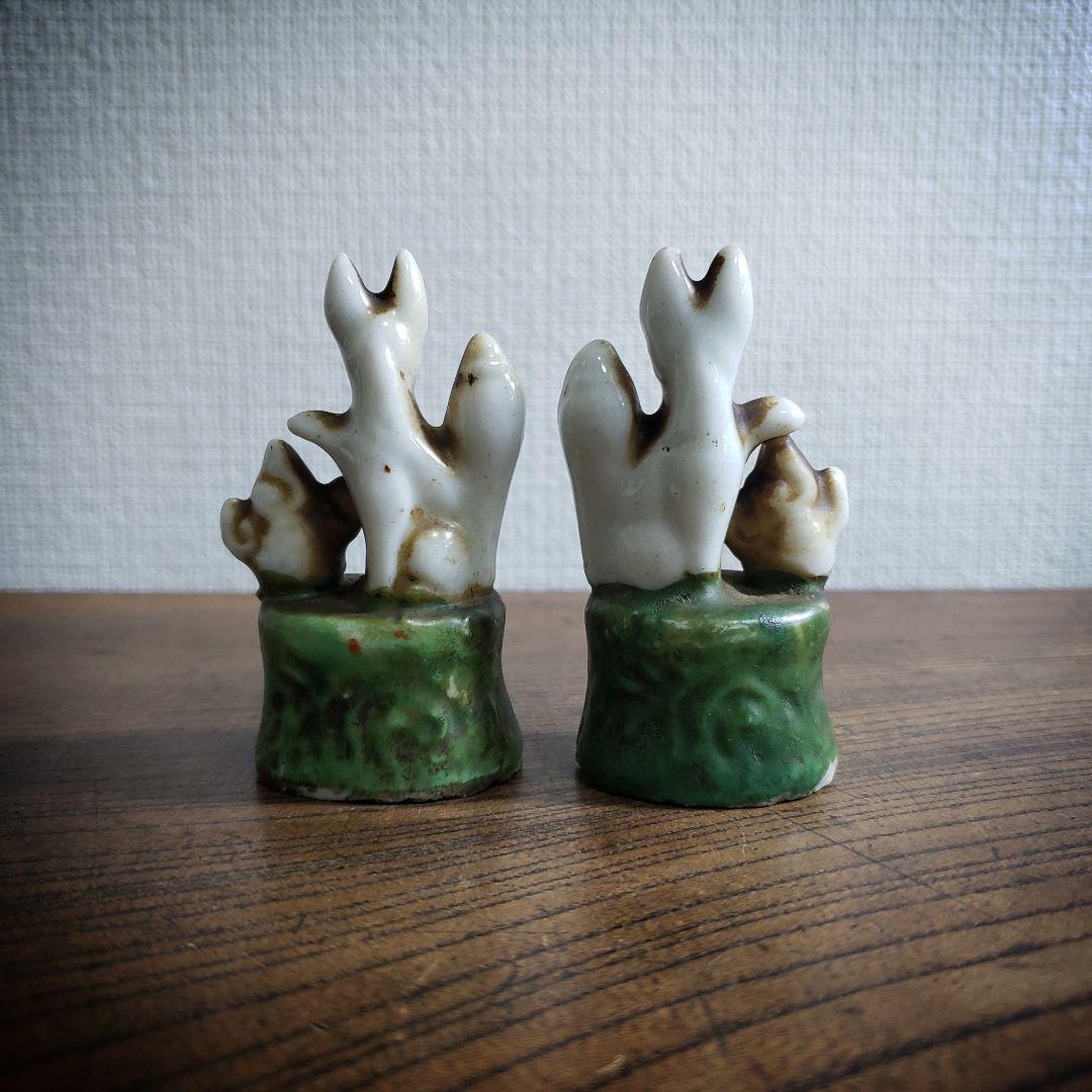 時代物　白磁　色絵　金彩　御稲荷様　神狐　稲荷狐　置物　一対　高さ6.5cm