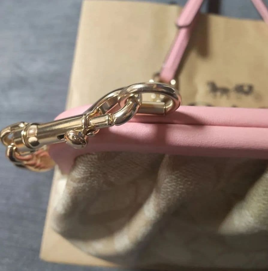 コーチバック　ポシェット　がま口　ポーチ