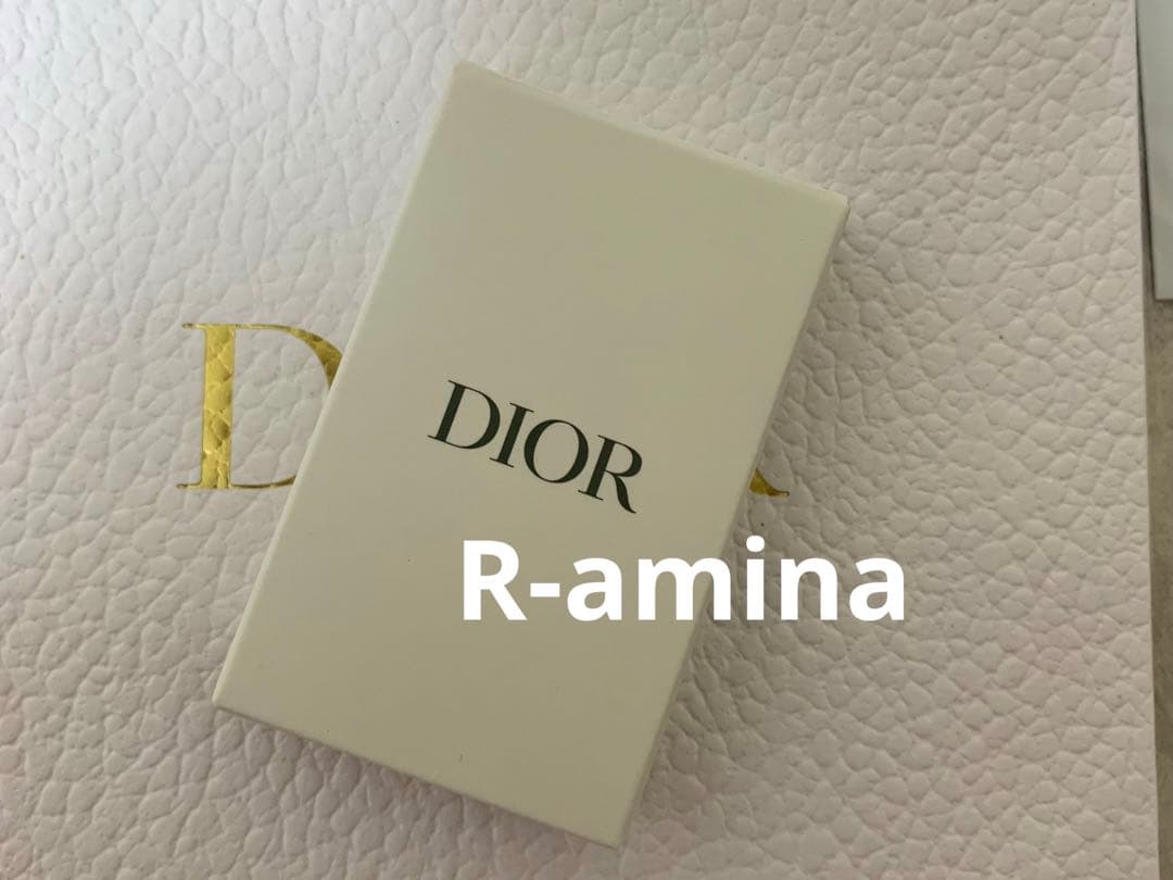 最新　ディオール　Dior ミラー付き　スマホスタンドリング　 スタンド