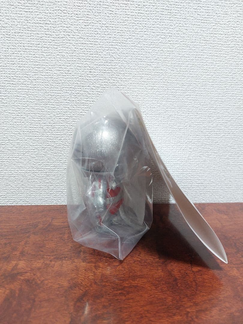 ママンマン　シルバー&レッド　バケタンブログ