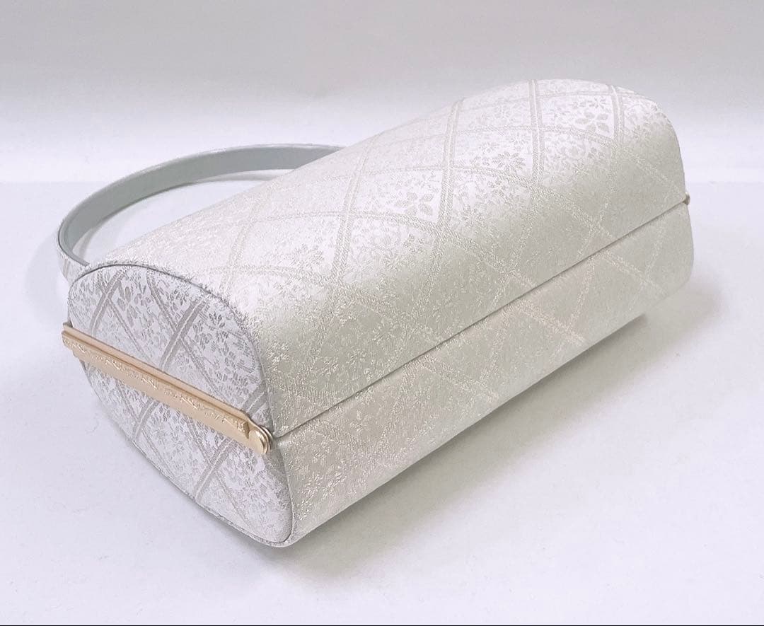 ☆在庫処分 ☆優花緒(ソフトフィット) 帯地 ☆高級草履バッグ