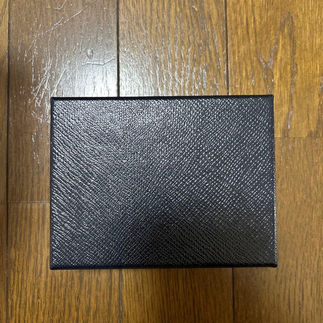 PRADA エピレザー ブラック ケース