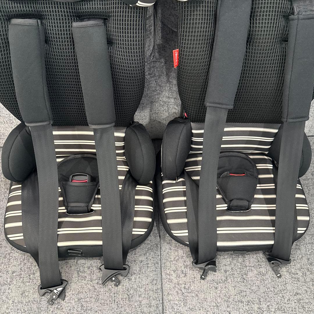 二脚セット美品！ 日本育児 チャイルドシート トラベルベストECプラス