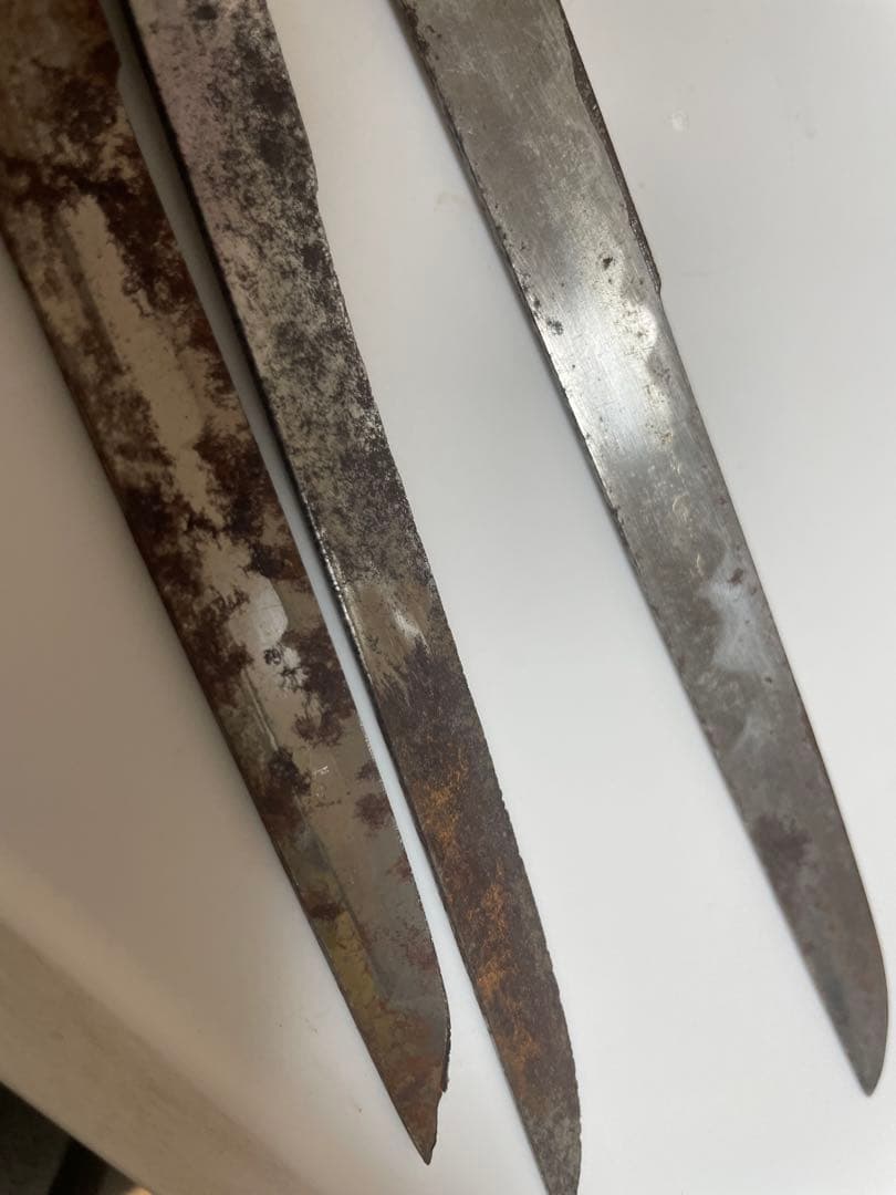 S*e様 蔵出　江戸時代　小柄小刀　獅子　五三桐紋図刀鞘図　銘　近江守久道　ペー