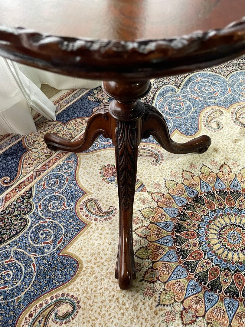 イギリスアンティーク2段テーブル マホガニー象嵌装飾透かし彫り