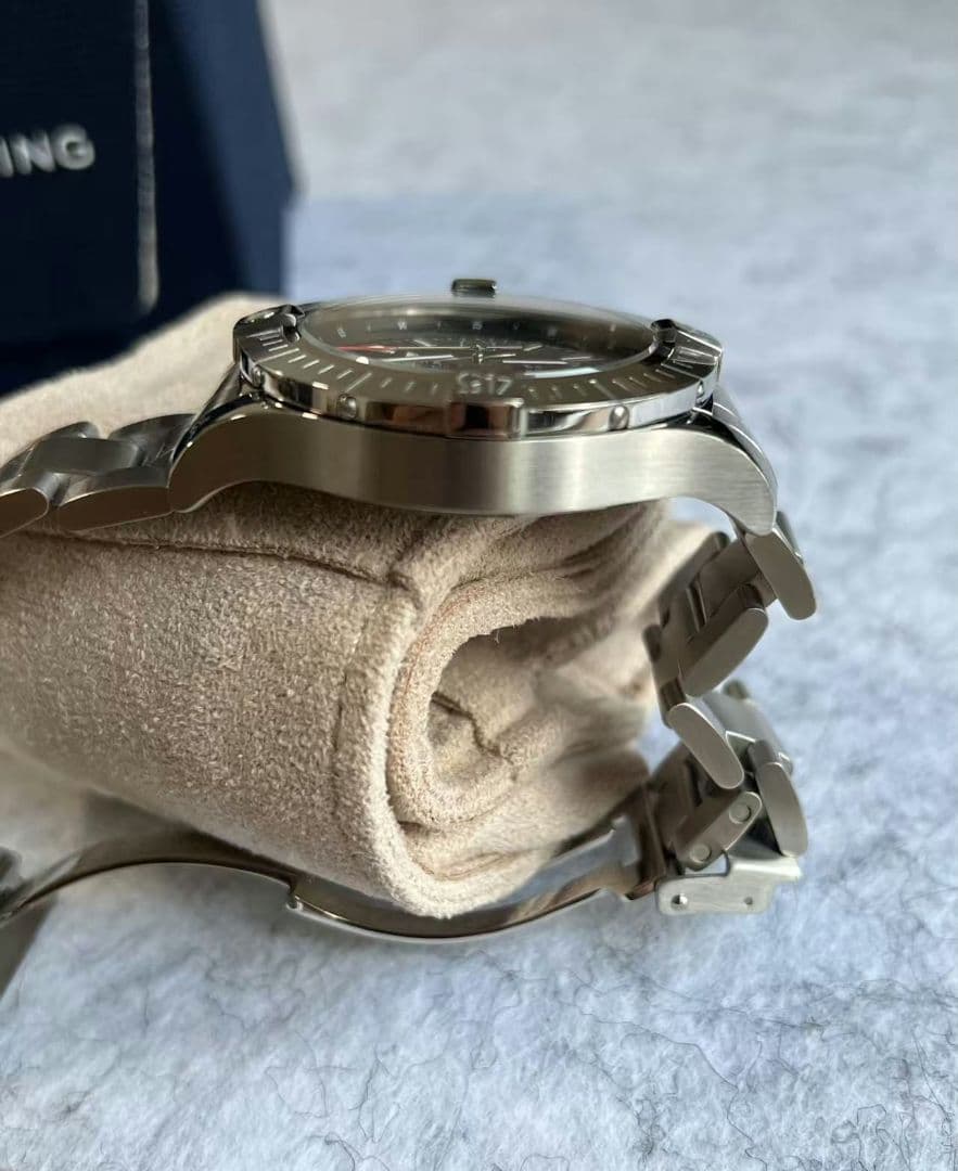 BREITLING アベンジャー オートマチック43 A17318 自動巻き