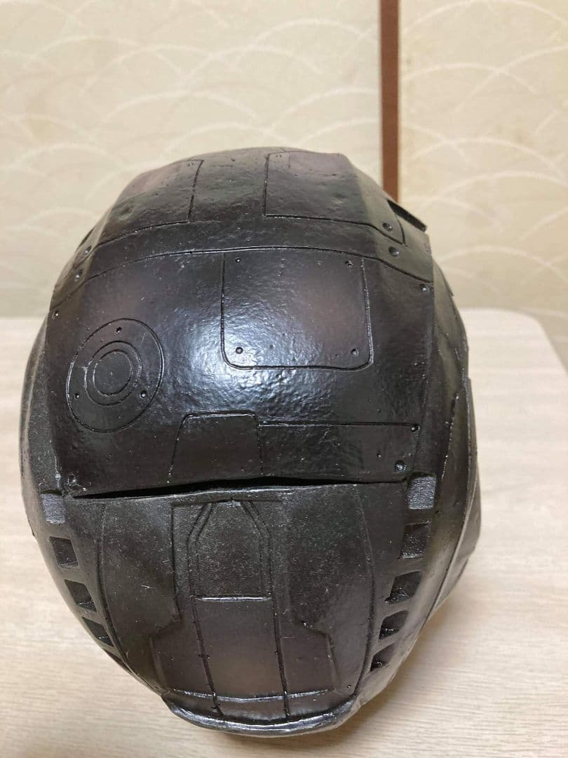 ターミネーター風スカル置物 フィギュア。