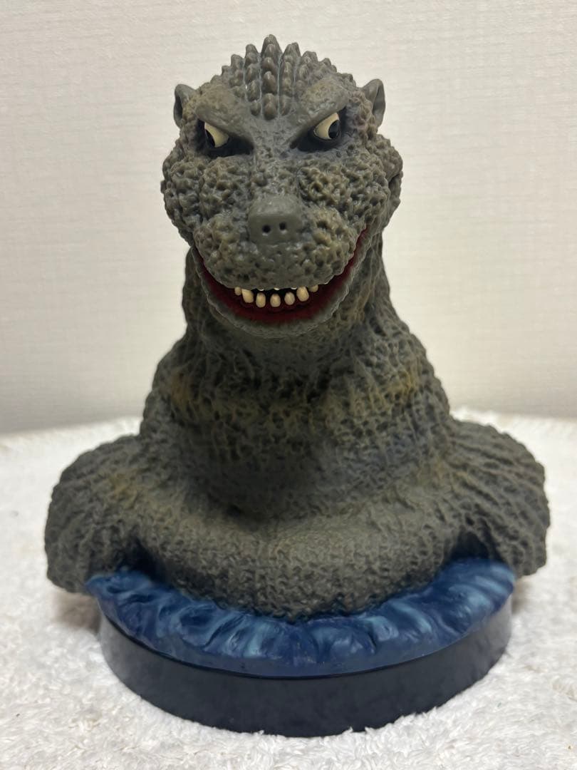 ゴジラ　初ゴジ　キンゴジ　胸像 タキ・コーポレーション 2個セット　箱付き