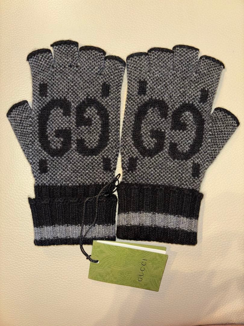 GUCCI グッチ GG カシミヤ フィンガーレス グローブ Mサイズ 新品 黒