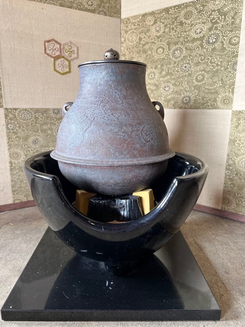 鶴首釜 釜師 藤兵衛 風炉型電熱器セット 茶道具 茶釜 茶道具 風炉釜