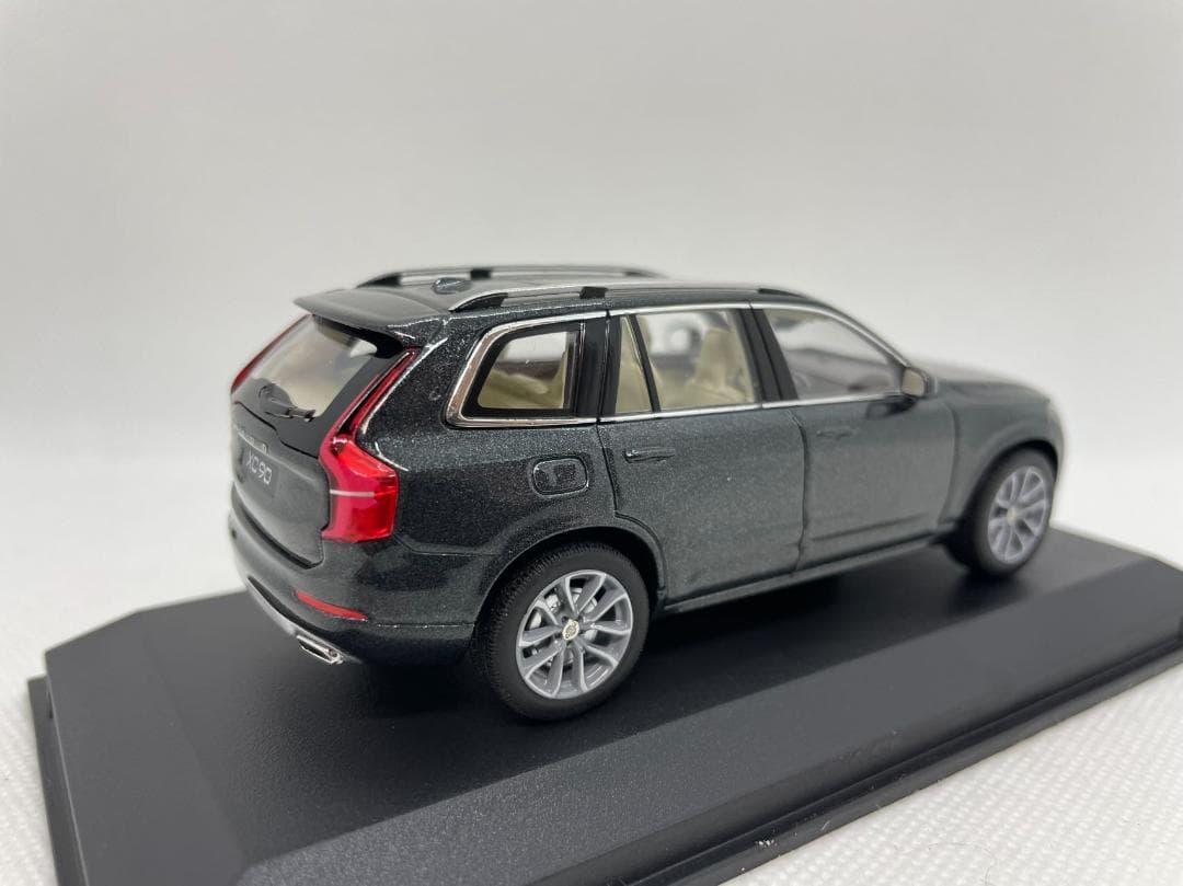 404-169 ノレブ 1/43 ボルボ XC90 2015