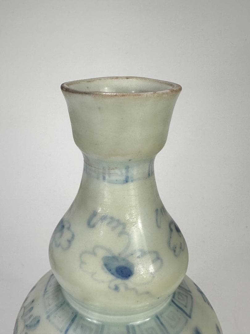 韓国美術　李朝時代　白磁　染付 青花　寿字文　花卉文　瓢箪瓶　花瓶 朝鮮古陶磁