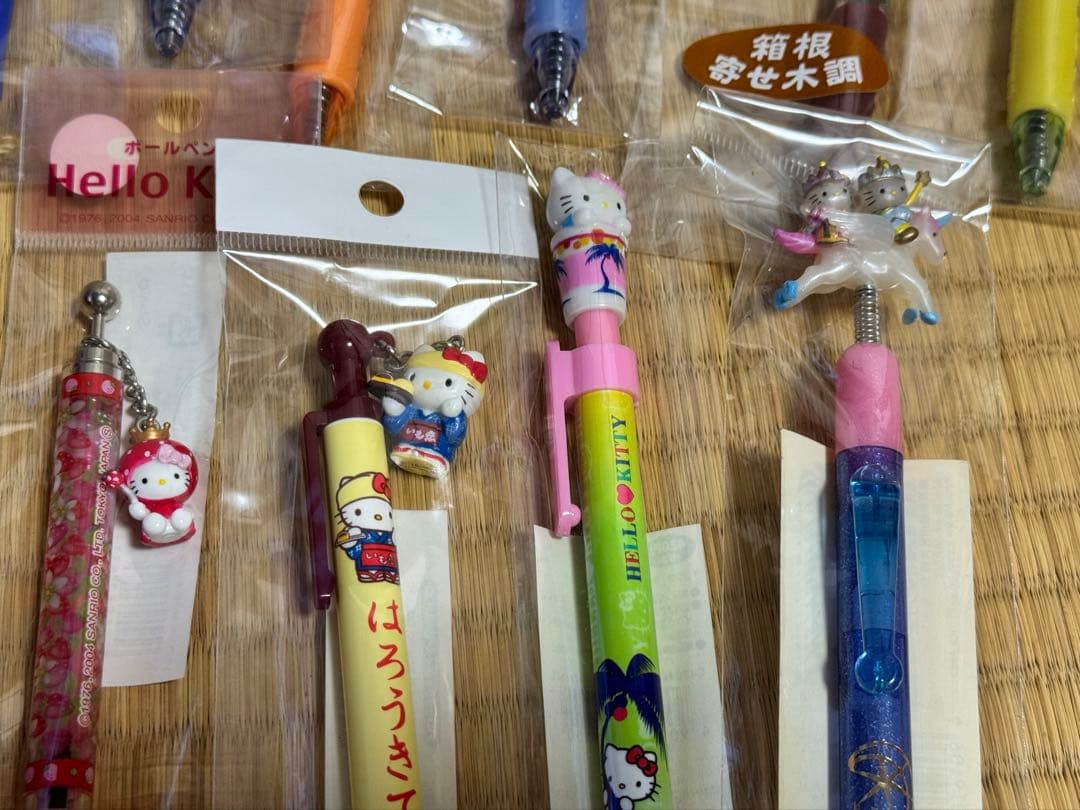 激レア！ハローキティ ボールペン 18本セット まとめ売り ご当地 限定品