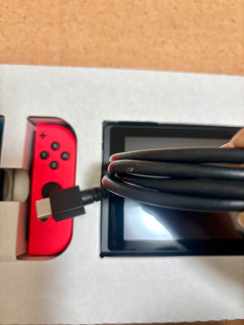 Nintendo Switch バッテリー強化版ネオンブルー/ネオンレッド 本体