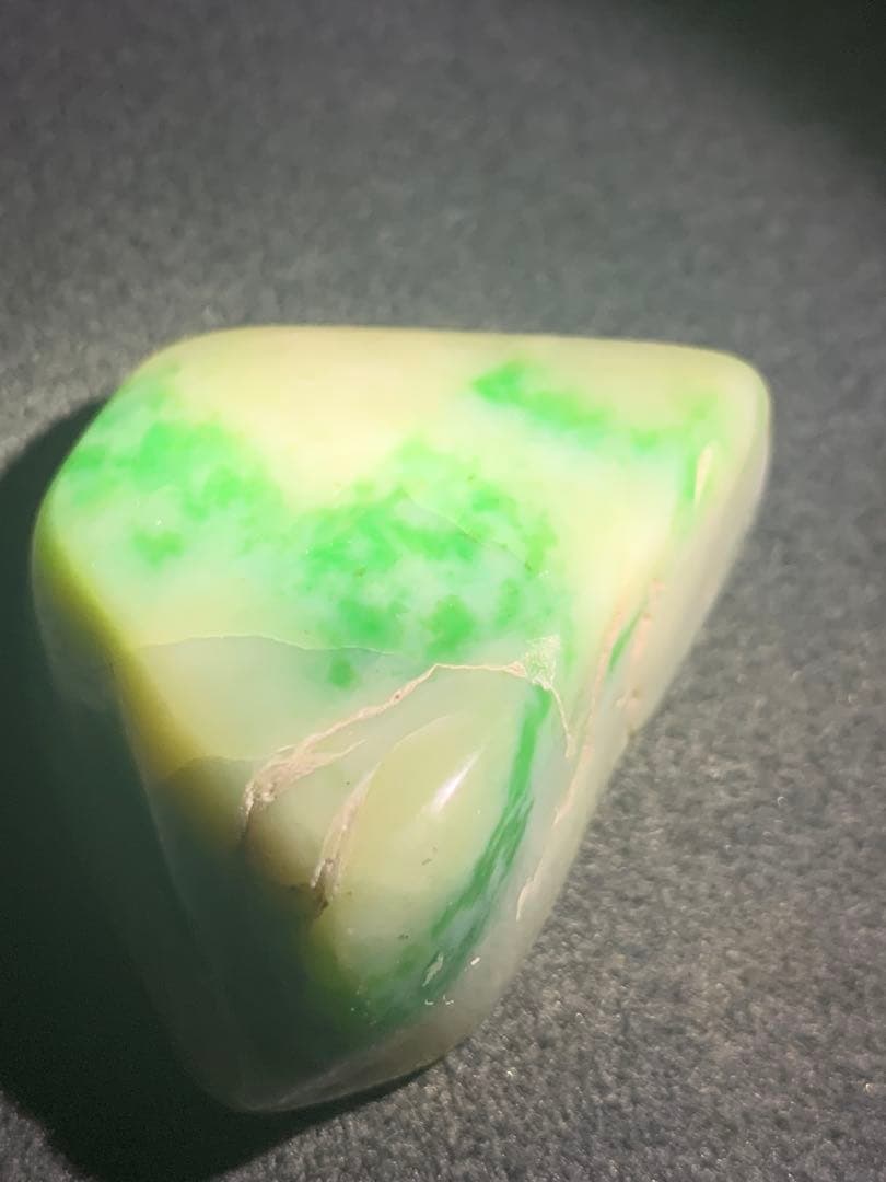 金山谷 極上ろうかん糸魚川翡翠 原石 糸魚川ひすい コン沢 国産鉱物