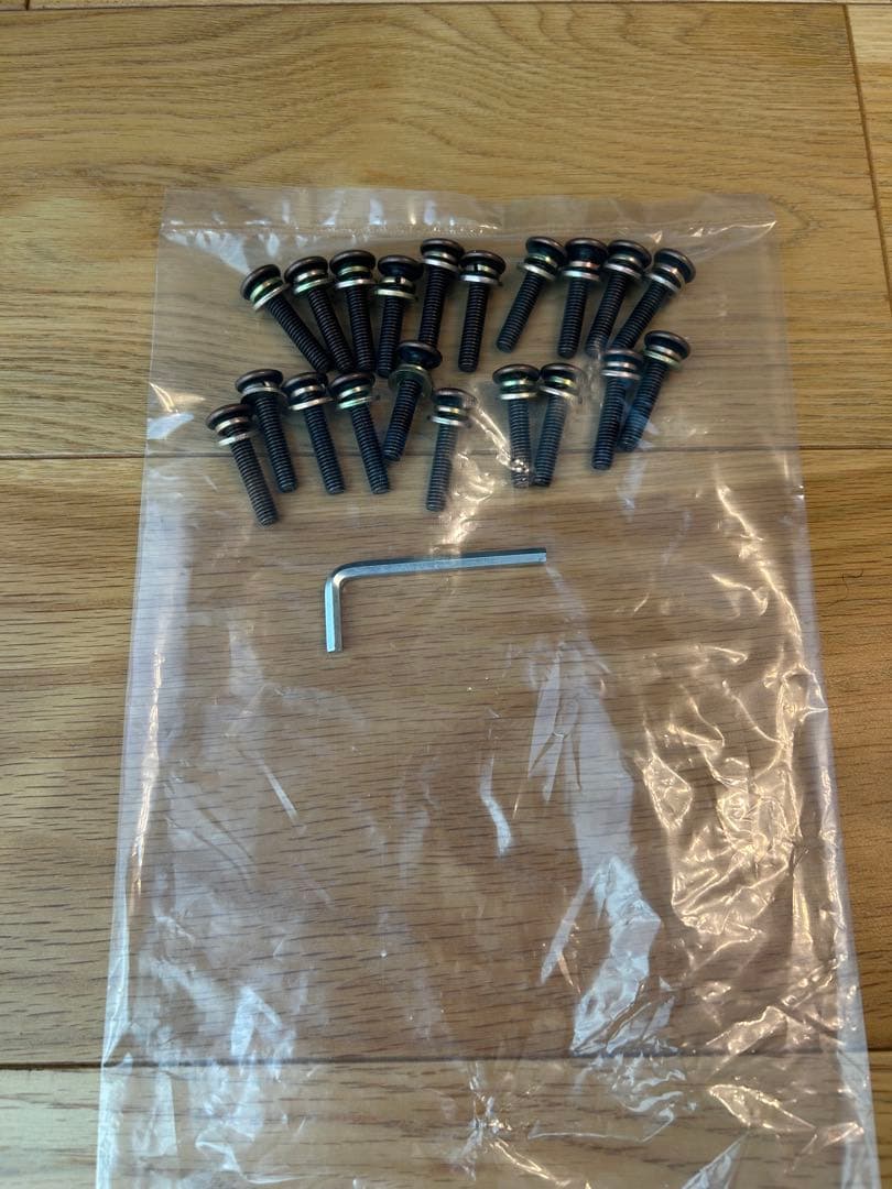 モモナチュラル ダイニングテーブル 95㎝ 円形テーブル、丸テーブル　北欧