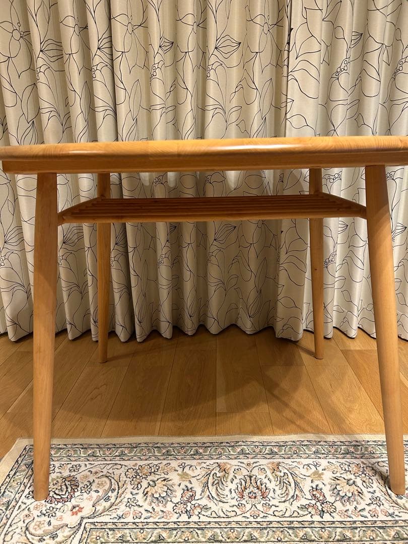 モモナチュラル ダイニングテーブル 95㎝ 円形テーブル、丸テーブル　北欧