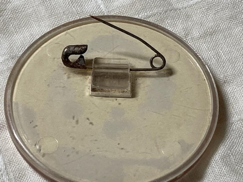 【超希少・昭和当時物】キャンディキャンディ プラスチック製バッジ ピンクの縁